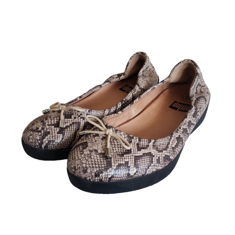 FitFlop Super Comfort Slip on Snakeโ Print Leather Loafer Flats Women's Size 8.5
